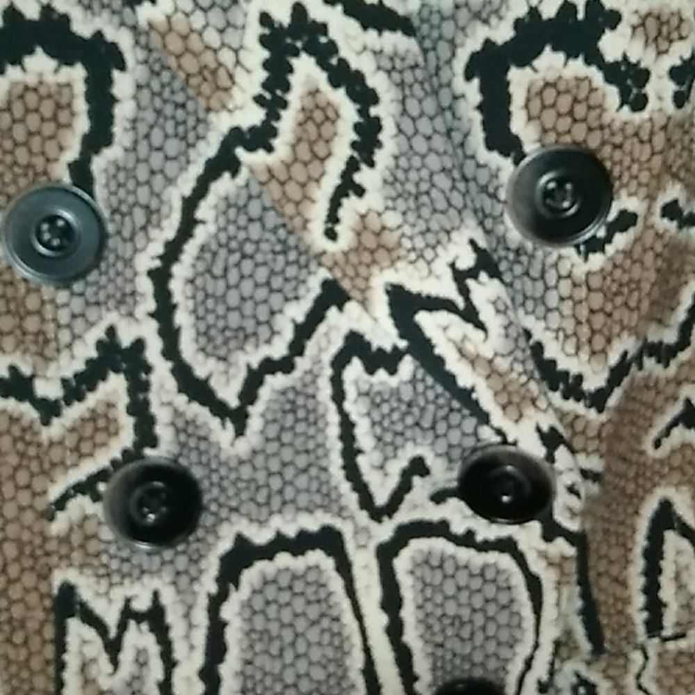 Cabi Python Blazer - Picture 6 of 8